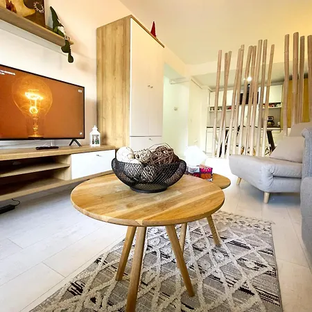 Apartment Alma *