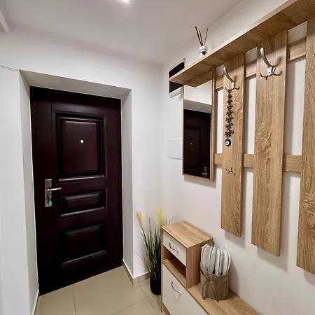 Apartment Alma *